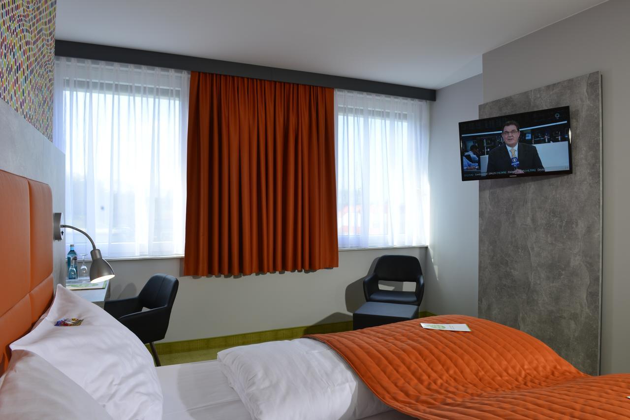 Linden  Sleepysleepy Hotel Giessen מראה חיצוני תמונה