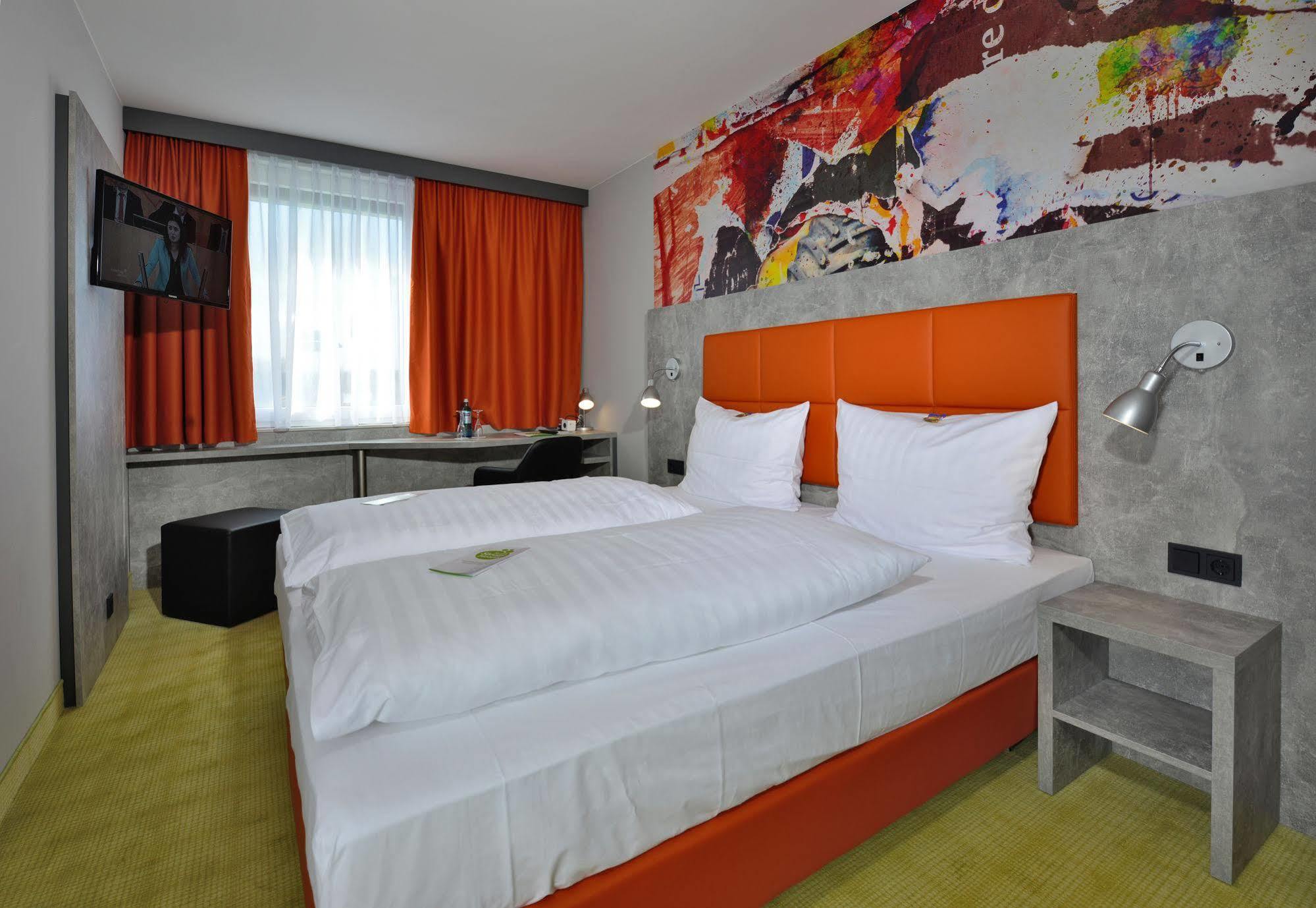 Linden  Sleepysleepy Hotel Giessen מראה חיצוני תמונה